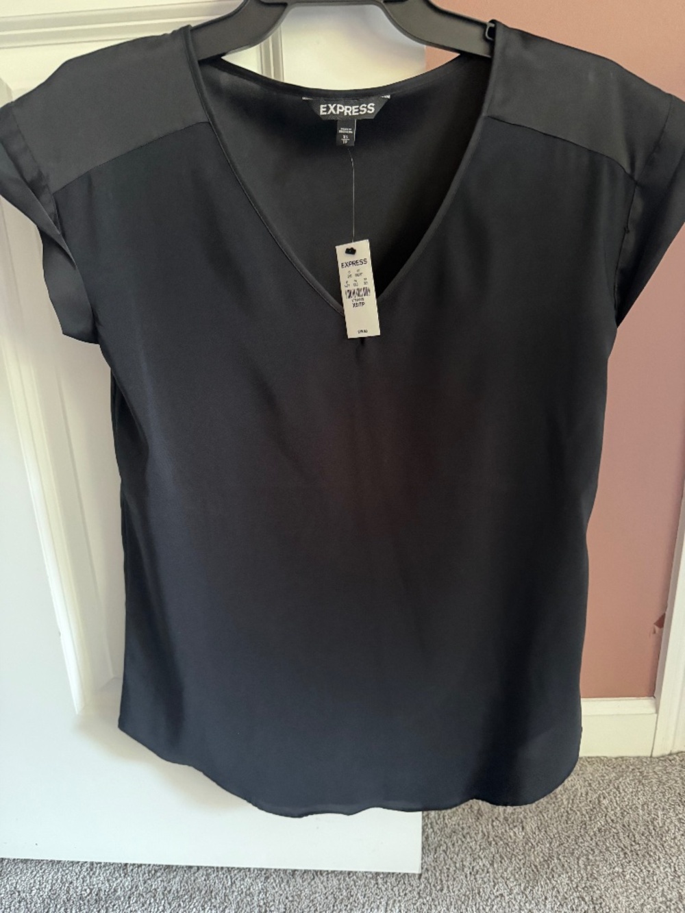 Black satin Express short sleeve blouse top XS NWT